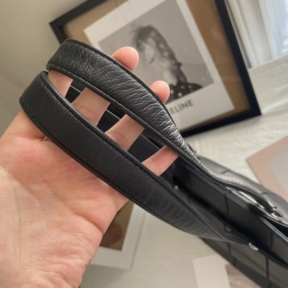 🔥SALE🔥 100% Authentic Vintage Chanel Chocolate Bar Tote - Picture 6 of 8